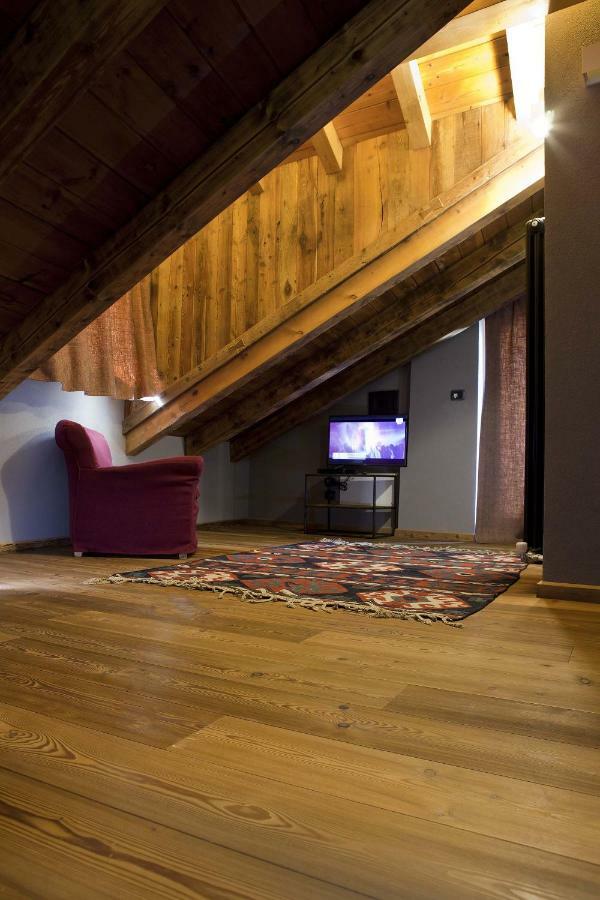Guesthouse Mu Aosta Eksteriør bilde